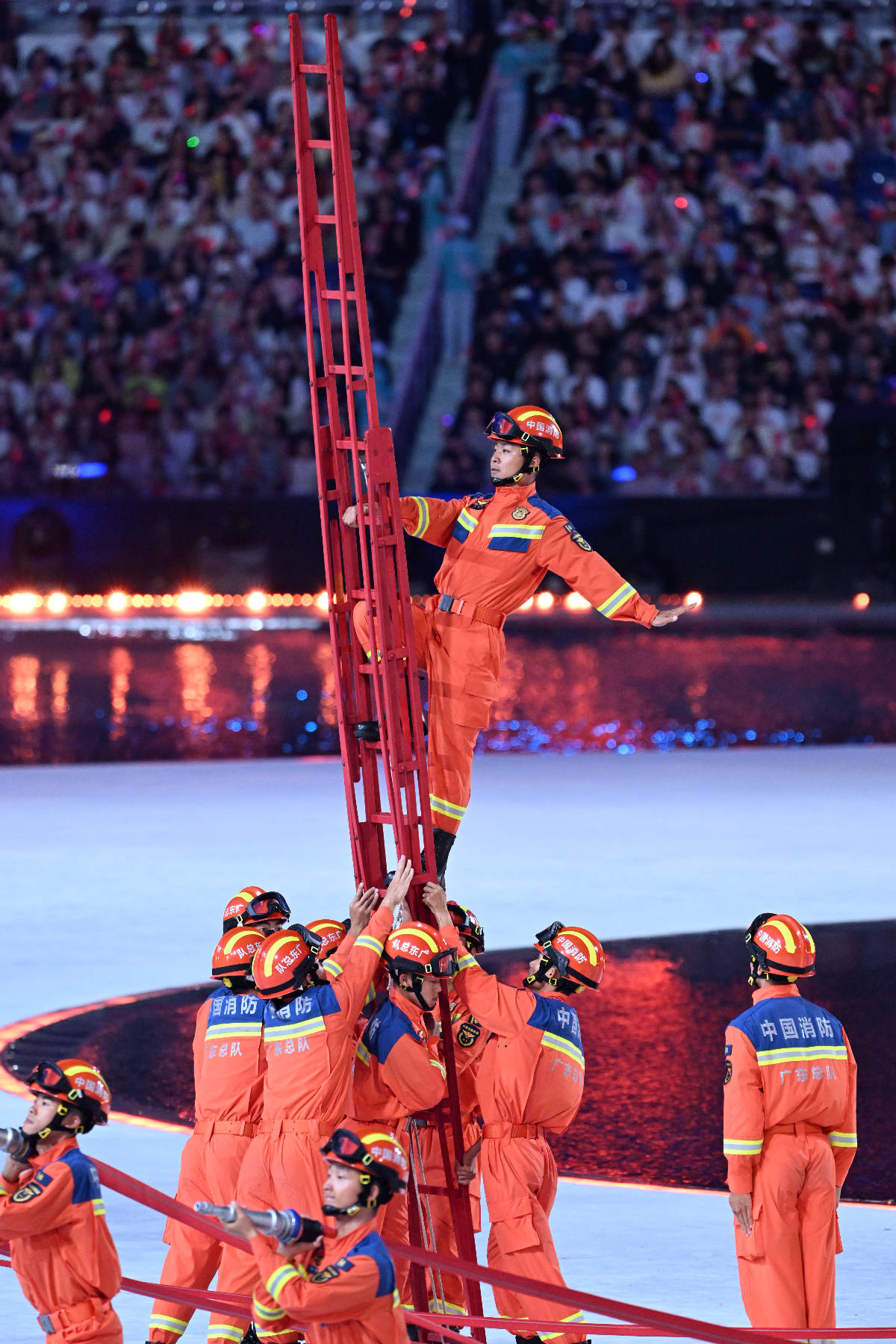 王者荣耀竞猜 -山东泰山训练开放日，今晚官宣签约引欢呼，全明星赛在即，赛季目标并未改变(直播视频直播山东泰山)